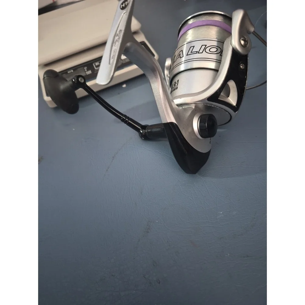 Bass Pro Shop Sea Lion Fishing Reel Spinning Reel